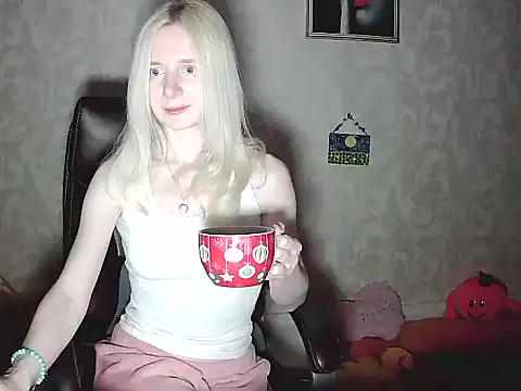 SilkMuseX online show from March 21, 6:24 pm