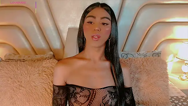 tiifannysexyhot online show from May 5, 4:48 am