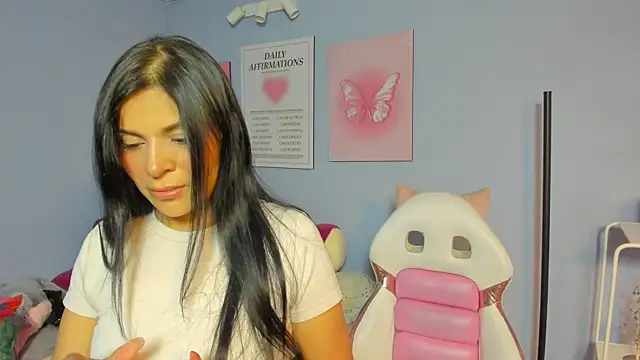 Rachel Wren online show from June 25, 7:26 pm