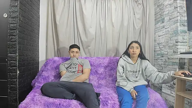 NoahAndBunny online show from April 29, 2:31 pm