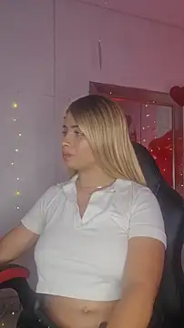 Im  sophie online show from March 18, 5:29 pm