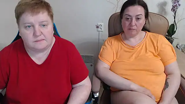 Lindy-Jeanie online show from April 30, 8:57 pm