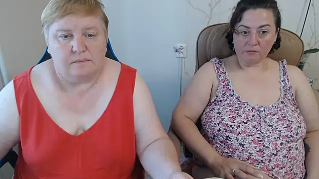 Lindy-Jeanie online show from July 30, 4:52 pm
