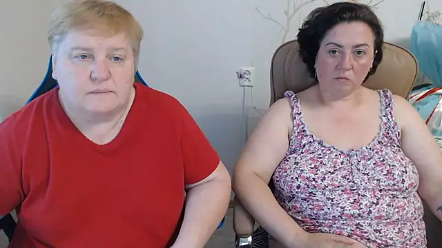 Lindy-Jeanie online show from July 27, 4:48 pm