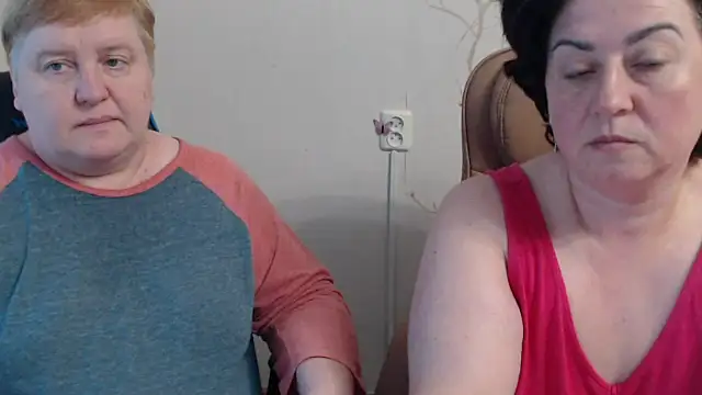 Lindy-Jeanie online show from July 10, 5:57 pm
