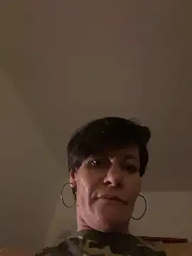 DtPORNBITCH online show from March 21, 11:54 pm