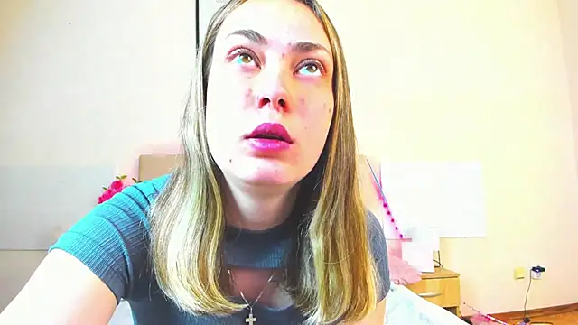 MelanieCuty online show from May 27, 5:26 am