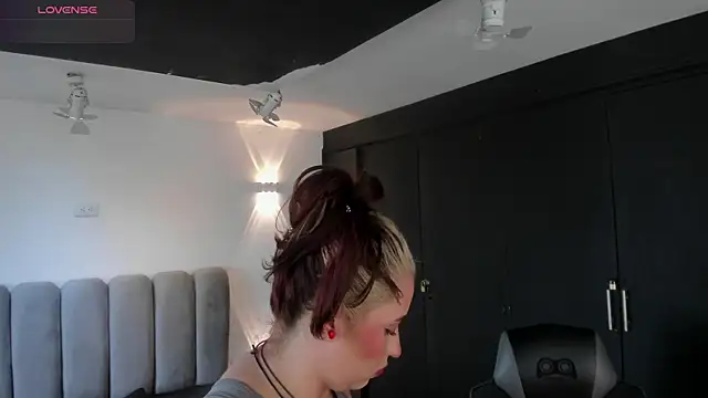 JeanneWilliams online show from July 15, 12:32 pm