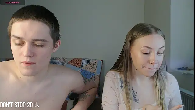 MikeXEmilia online show from May 29, 7:28 am