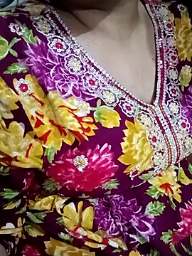 Gujju bhabhi69 online show from March 28, 6:18 pm