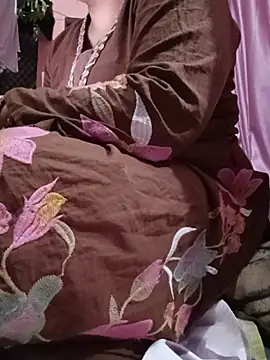 Gujju bhabhi69 online show from May 31, 5:30 pm