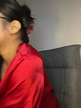 Kiee 19 online show from June 1, 3:19 am
