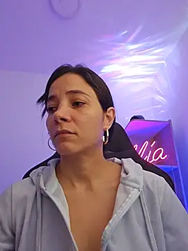 miaeyex online show from June 1, 12:07 pm
