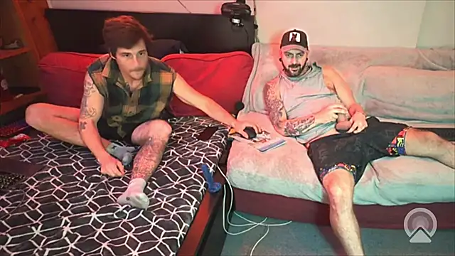 Tucker pdmax online show from April 18, 7:33 am