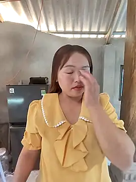 Mina xYx online show from April 13, 8:37 am