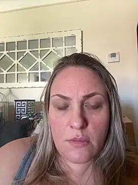 1SexyQueen online show from March 28, 6:07 pm