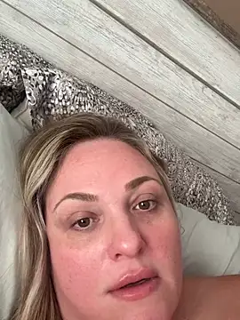 1SexyQueen online show from June 28, 12:56 pm