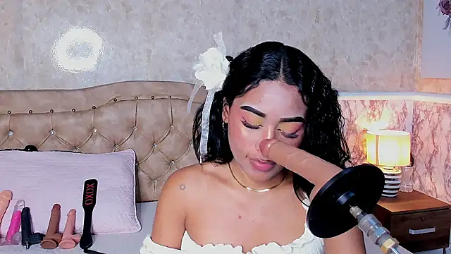 Horny Brunette  online show from June 2, 7:15 pm