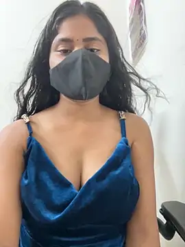sexy-riyaa43 online show from April 28, 4:33 pm