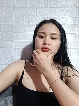Akile80 online show from May 30, 3:21 pm