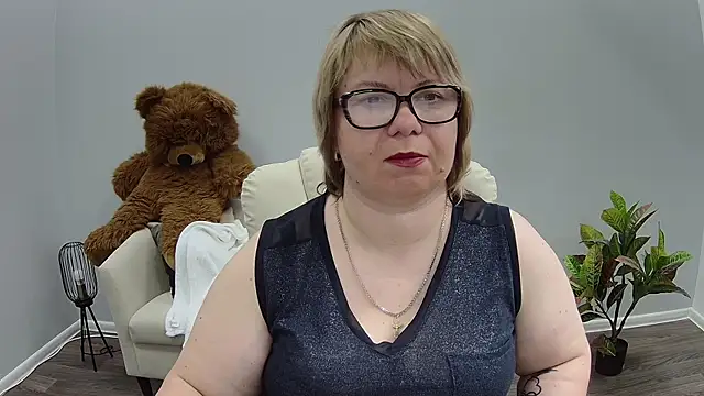 BonnnyBoobsy online show from July 27, 6:49 pm