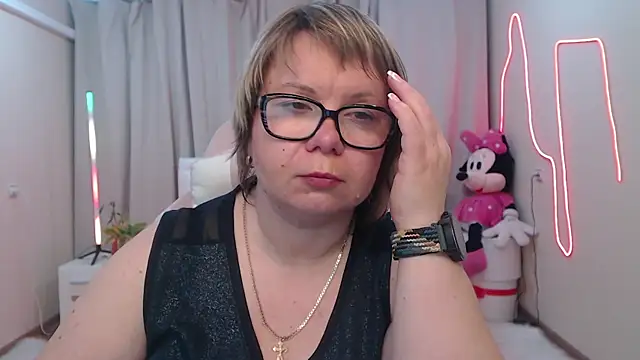 BonnnyBoobsy online show from May 19, 1:56 am
