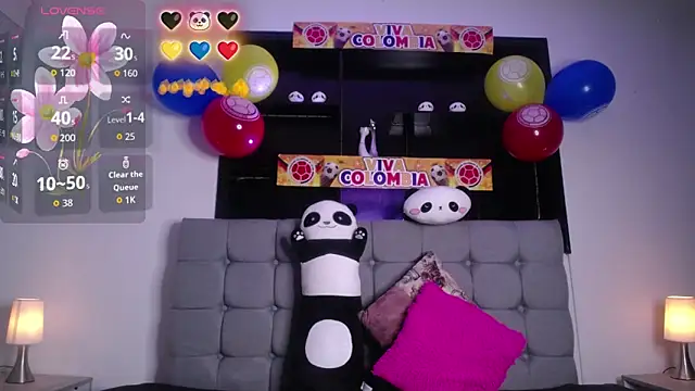 Melannyy V online show from June 17, 1:23 pm
