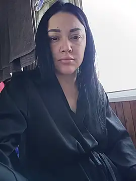 Elsie-Nora online show from July 15, 9:03 am