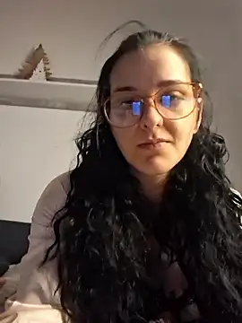 KitKatQueen online show from March 19, 9:08 pm