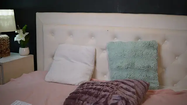 DaliaParis online show from June 11, 2:53 am