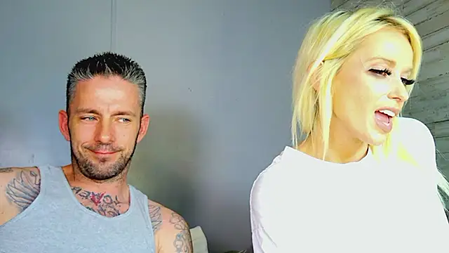 SkylarrGrey online show from June 10, 5:06 am
