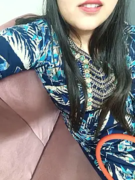 neelam rawat online show from May 31, 8:21 pm