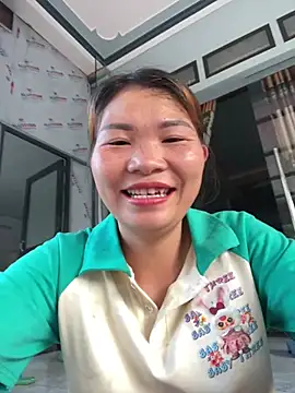 Alicee 02 online show from March 24, 10:31 am