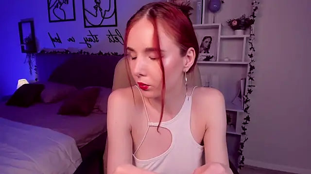 MarilynFire online show from June 3, 10:38 am