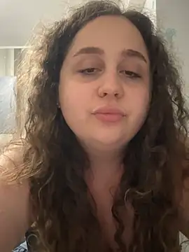 CurlyMaddie online show from July 22, 6:53 pm