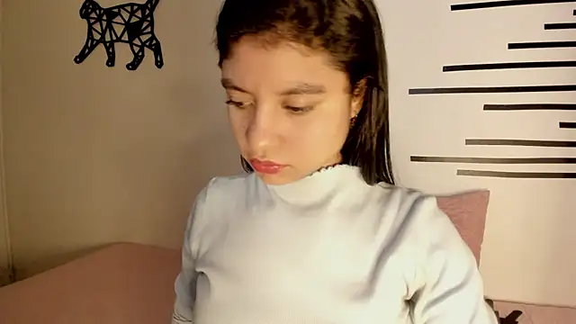 LindaCatalina  online show from May 29, 1:09 pm