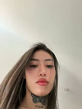 Ellelie 77 online show from July 18, 4:42 pm