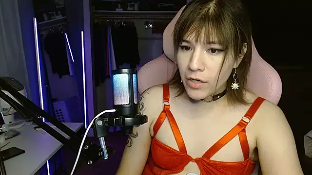 arianano04 online show from March 21, 8:19 am