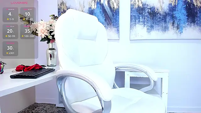 andreazoe online show from June 7, 4:03 pm