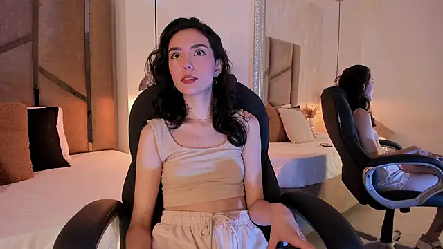 Bella Nova   online show from March 23, 8:48 pm