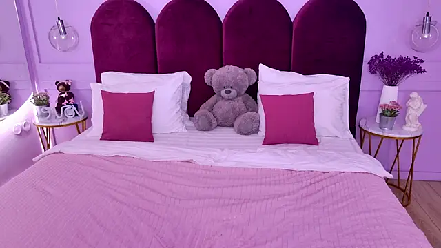 CharlotteAtwoood online show from July 29, 8:53 pm