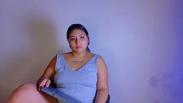 AriaBennett   online show from July 27, 2:08 am