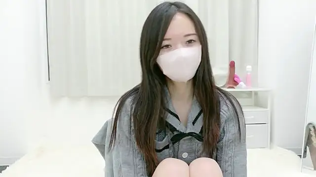 shinochan   online show from April 3, 1:42 pm