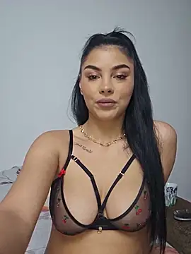 Crissdesire online show from June 21, 4:11 pm