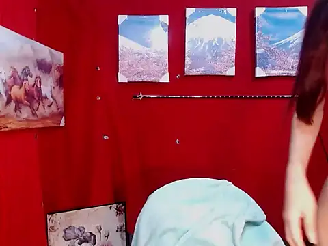 HottestLadyYuna online show from April 28, 9:13 am