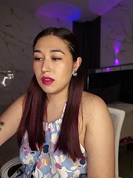 Sarah Bloom online show from April 25, 10:18 pm