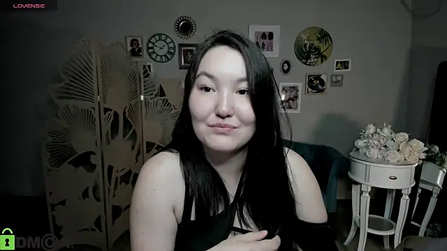 CamilaMartiez online show from July 11, 12:27 pm