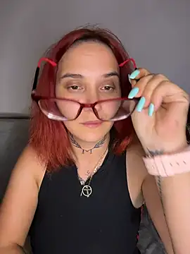 jebise23 online show from August 6, 8:49 pm