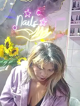 mistresslu online show from April 18, 3:42 am