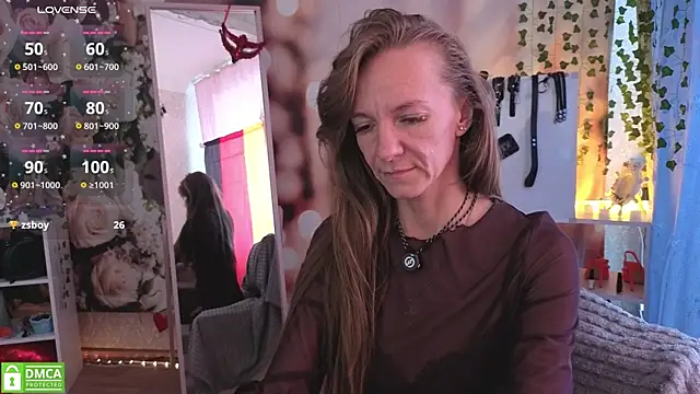 jesica mooonn online show from June 14, 4:57 am